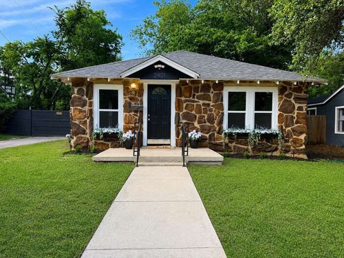 2401 Lillian St, Fort Worth, TX, 76111-1245 | Card Image