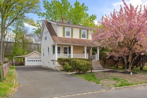 242 Myrtle Ave, Westfield, NJ, 07090-1516 | Card Image
