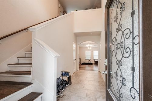 901 Jefferson Ave, Cleveland, TX, 77327-5516 | Card Image