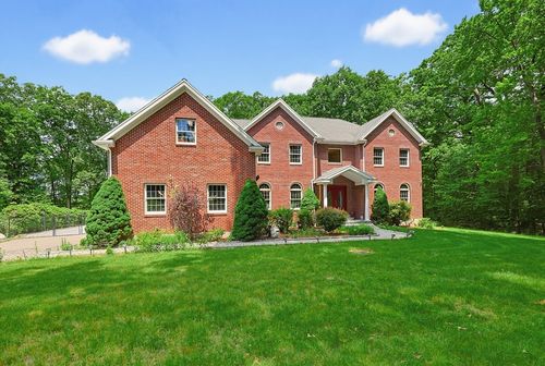 23 Goodnow Ln, Framingham, MA, 01702-5575 | Card Image