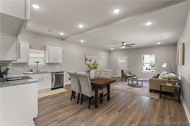 237 Graham St, Home with 3 bedrooms, 2 bathrooms and null parking in Jeffersonville IN | Image 10