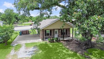 1502 Vincent Street, House other with 3 bedrooms, 2 bathrooms and 2 parking in Vinton LA | Image 2