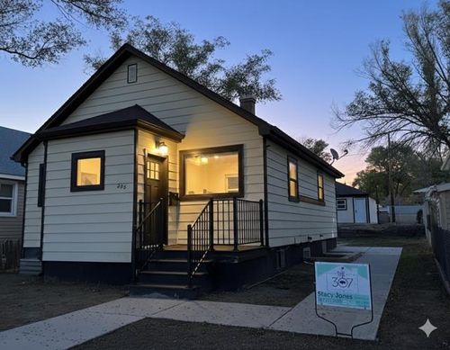 205 Gale St, Rock Springs, WY, 82901-6424 | Card Image