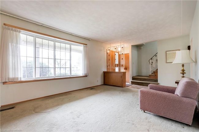 383 Forest Hill Dr, House other with 3 bedrooms, 2 bathrooms and 3 parking in Kitchener ON | Image 7