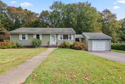 3770 Broadbridge Avenue, House other with 3 bedrooms, 1 bathrooms and 4 parking in Stratford CT | Image 1