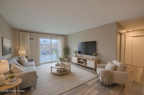 10-3510 Paragon Ct, Louisville, KY, 40218 | Card Image