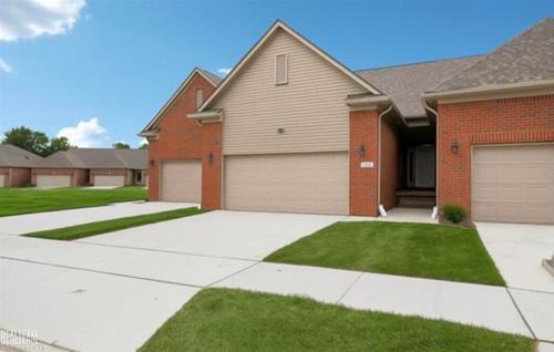 48810 Birmingham Dr, New Baltimore, MI, 48047-4599 | Card Image