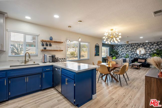 61664 Crest Circle Dr, House other with 3 bedrooms, 2 bathrooms and 3 parking in Joshua Tree CA | Image 9