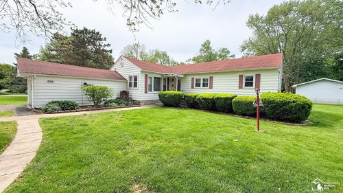 7947 Lake Breeze Dr, Monroe, MI, 48161-4795 | Card Image