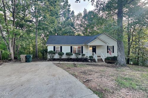 3008 Brittany Dr, Clayton, NC, 27520-8459 | Card Image