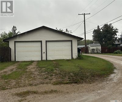 412 2 Ave E, House other with 4 bedrooms, 2 bathrooms and null parking in Shellbrook SK | Image 3