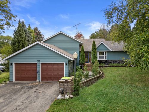 735 S 2nd St, Delavan, WI, 53115-2121 | Card Image