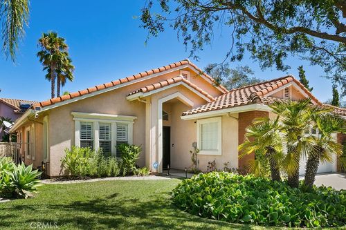 1615 Fox Springs Cir, Newbury Park, CA, 91320-5915 | Card Image