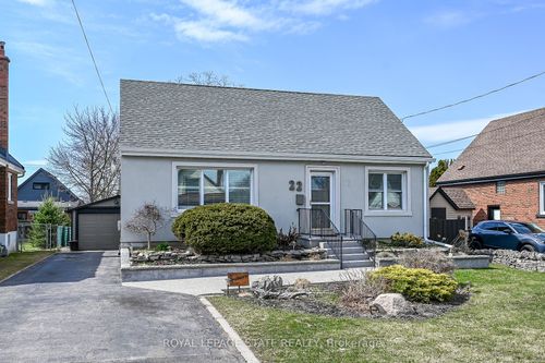 22 Marion Pl, Stoney Creek, ON, L8G1R7 | Card Image