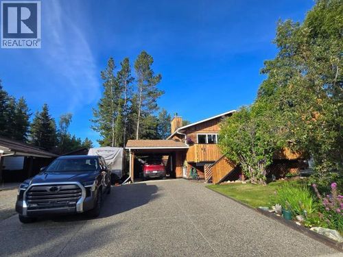 65 Tamarack Dr, Whitehorse, YT, Y1A4Y7 | Card Image