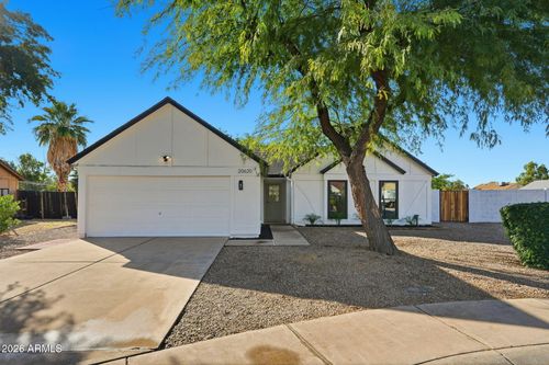 20620 N 5th Dr, Phoenix, AZ, 85027-5912 | Card Image