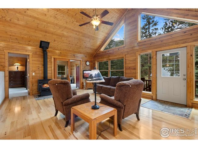 87 Shady Rest Ln, House other with 3 bedrooms, 3 bathrooms and null parking in Bellvue CO | Image 8