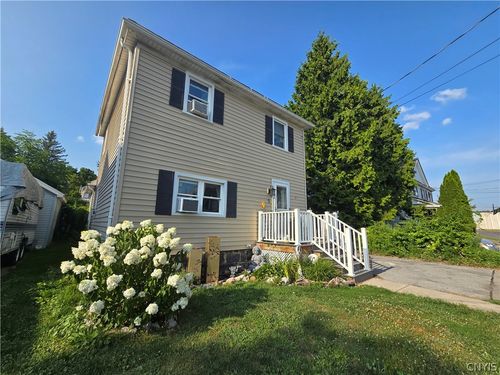 5 Lafayette Pl, Auburn, NY, 13021-3109 | Card Image