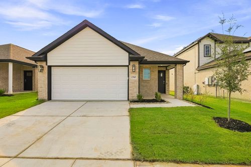 1705 Romans Rd, Ennis, TX, 75119-6720 | Card Image