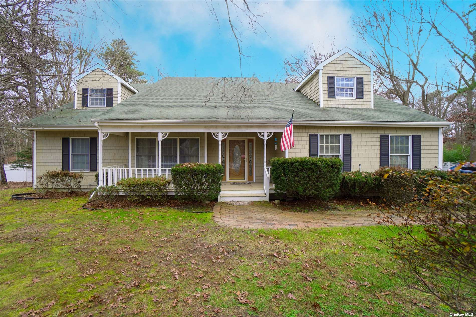 Jomar Rd, Shoreham, NY 11786