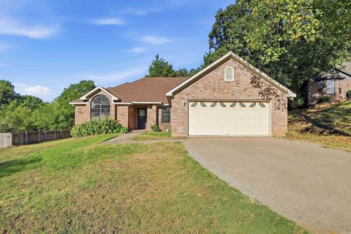 2575 Morse Dr, Conway, AR, 72032-8826 | Card Image