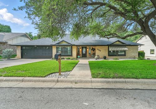 4109 Three Oaks Dr, Arlington, TX, 76016-3226 | Card Image