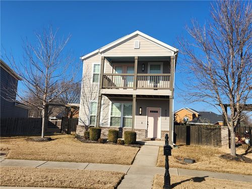 4272 W Bradstreet Ln, Fayetteville, AR, 72704-7542 | Card Image