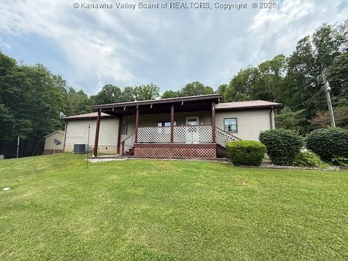 55 Trinity Dr, Point Pleasant, WV, 25550-9566 | Card Image