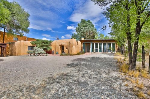 105 Cervantes, Taos, NM, 87571 | Card Image