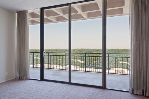 913-6335 W Northwest Hwy, Dallas, TX, 75225-3545 | Card Image