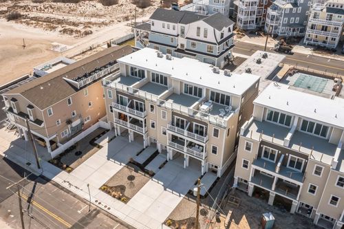 c-418-420 Farragut Rd, Wildwood Crest, NJ, 08260-3724 | Card Image