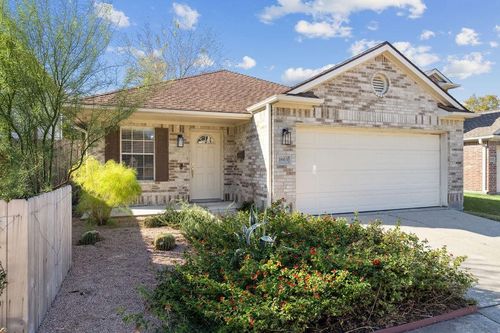 1863 Creek Dr, Houston, TX, 77080-6820 | Card Image