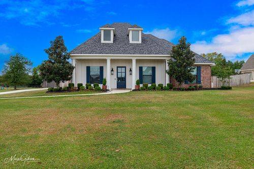 150 Oak Alley, Stonewall, LA, 71078 | Card Image