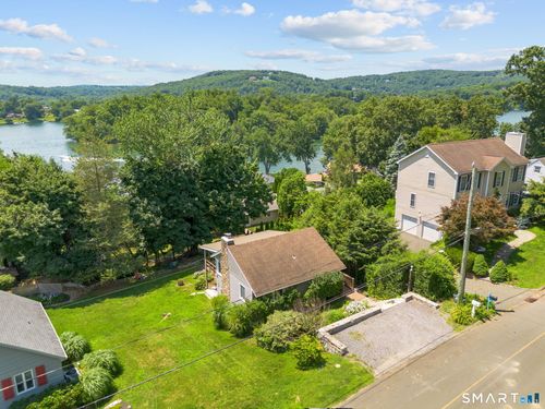 12 Longview Dr, Brookfield, CT, 06804-1434 | Card Image