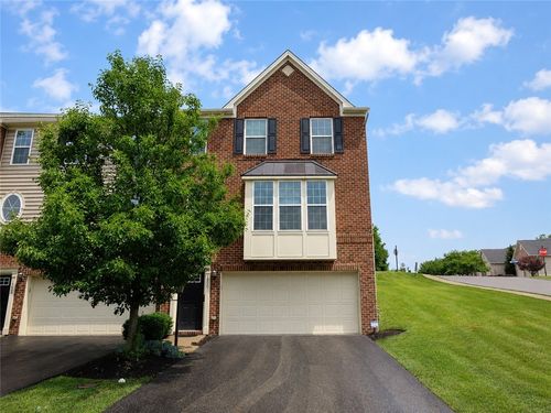 1000 Grey Fox Cir, Bridgeville, PA, 15017-3800 | Card Image