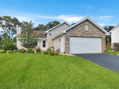 2227 Broadmoor Rd, Rockton, IL, 61072-3437 | Card Image