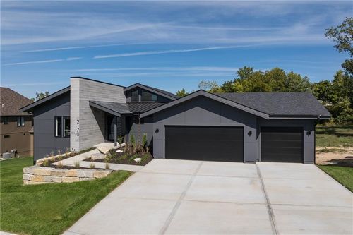 18113 Cody St, Overland Park, KS, 66013-4413 | Card Image