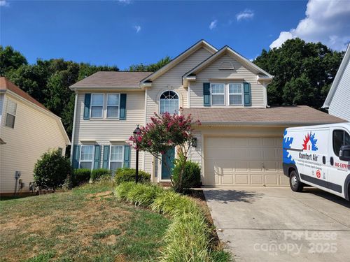 2424 Thornfield Rd, Charlotte, NC, 28273-9609 | Card Image