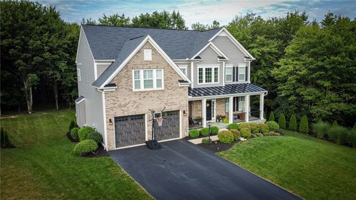 112 Hare Ct, Evans City, PA, 16033-7961 | Card Image