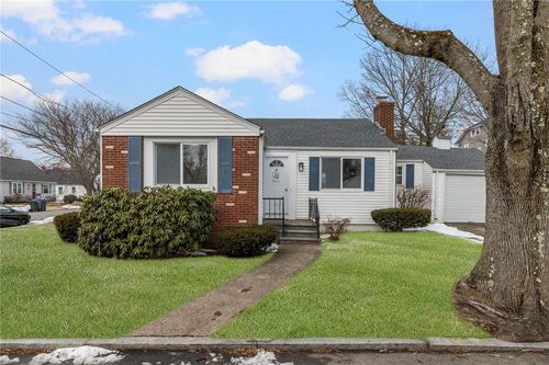33 Moorland Ave, Providence, RI, 02908-3408 | Card Image