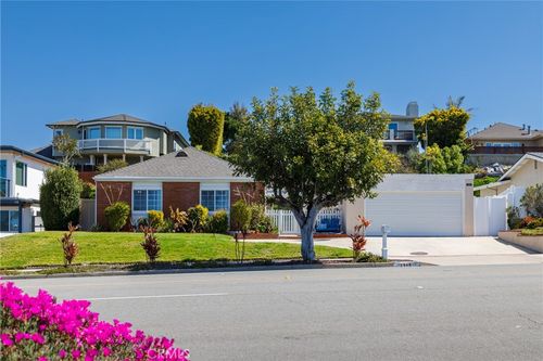 2968 Alta Laguna Blvd, Laguna Beach, CA, 92651-2066 | Card Image
