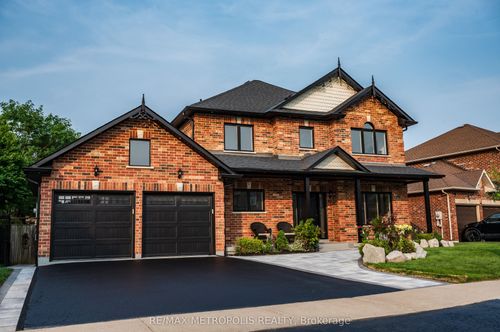 35 Nelkydd Lane, Uxbridge, ON, L9P1Z8 | Card Image