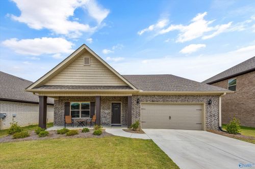 107 Barlow Way, Owens Cross Roads, AL, 35763-5408 | Card Image