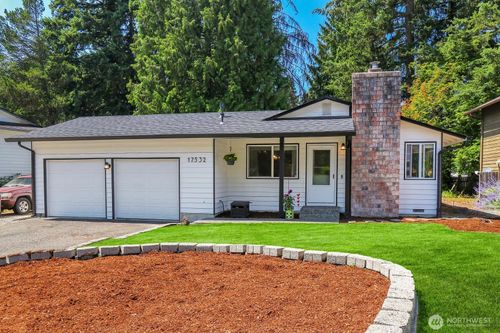 17532 24th Ave Se, Bothell, WA, 98012-6504 | Card Image