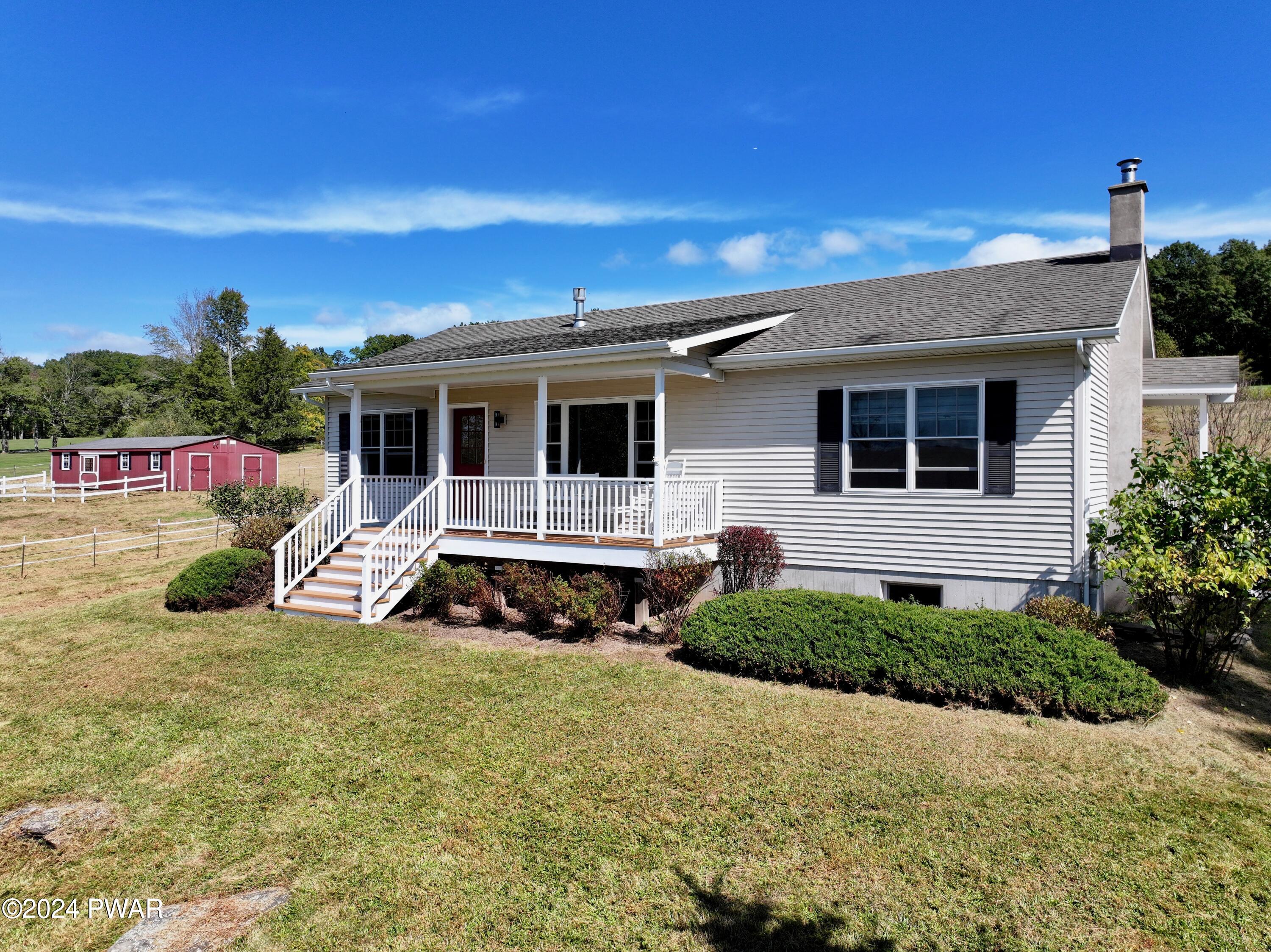 Welcome Lake Rd, Hawley, PA 18428