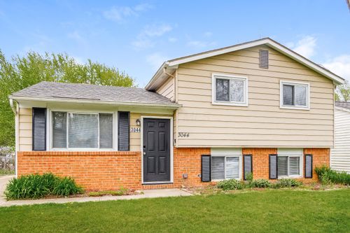 3044 Bennington Ave, Columbus, OH, 43231-6049 | Card Image