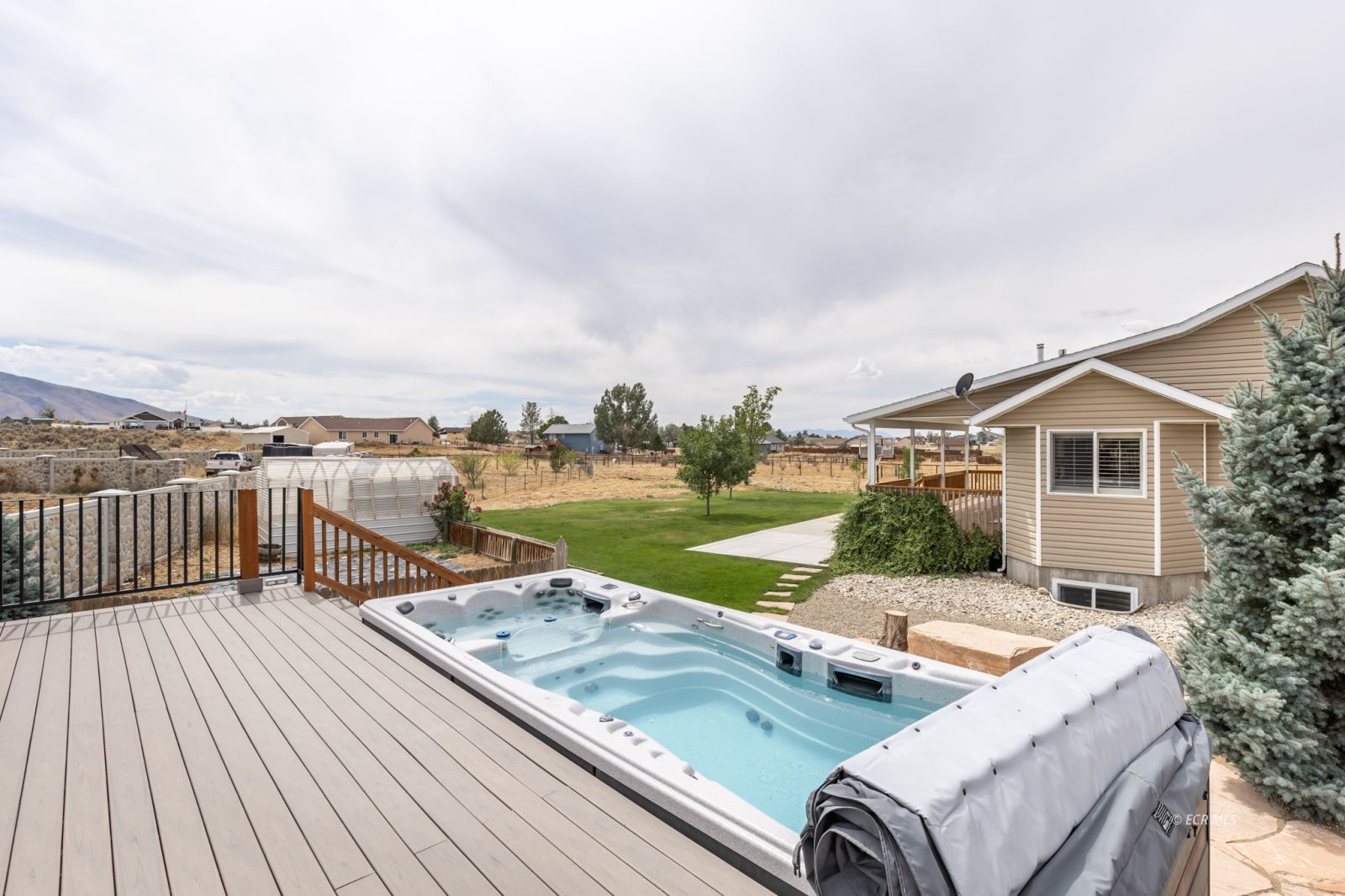 Residential in Spring Creek 5