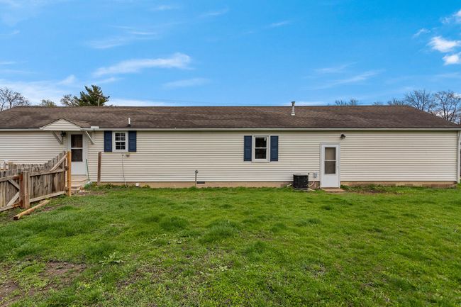201 S 1 St St, House other with 3 bedrooms, 1 bathrooms and 6 parking in Tolono IL | Image 6