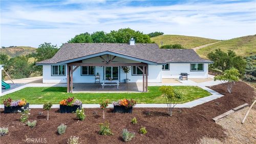 5530 El Pharo Dr, Paso Robles, CA, 93446-8475 | Card Image