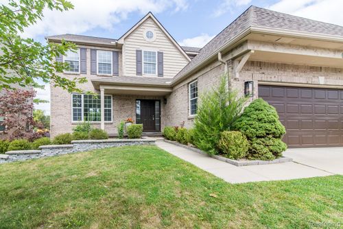 2605 Nadia Ct, Ann Arbor, MI, 48105-3705 | Card Image